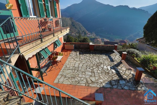 appartamento in vendita a Serra Riccò in zona Serra