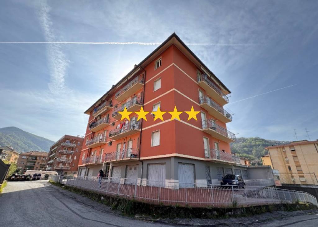 appartamento in vendita a Serra Riccò in zona Pedemonte