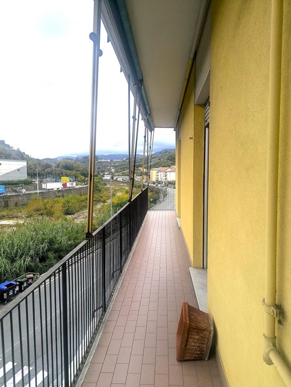 appartamento in vendita a Serra Riccò in zona Serra