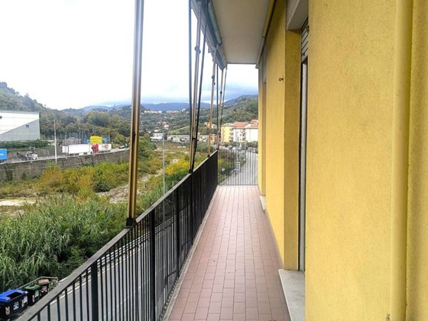 appartamento in vendita a Serra Riccò in zona Serra