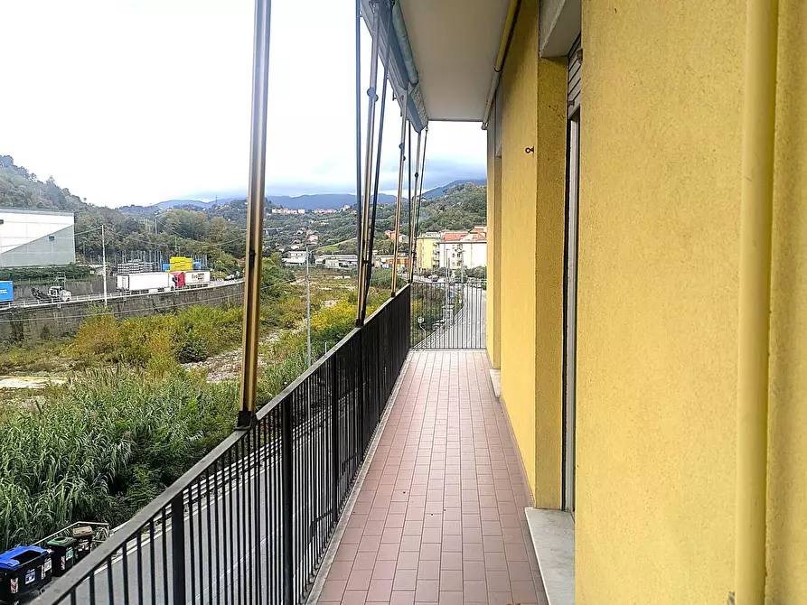 appartamento in vendita a Serra Riccò in zona Serra
