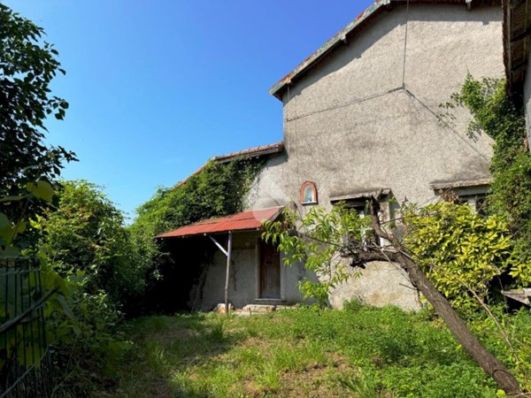casa indipendente in vendita a Serra Riccò