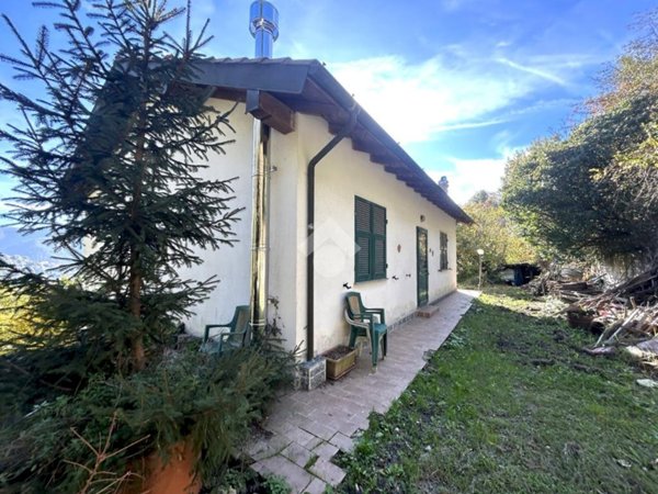 casa indipendente in vendita a Serra Riccò in zona San Cipriano