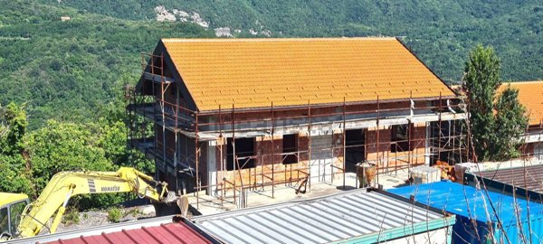 casa indipendente in vendita a Serra Riccò in zona Serra