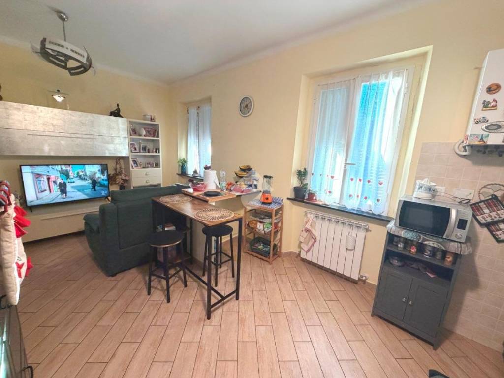 appartamento in vendita a Serra Riccò in zona Pedemonte