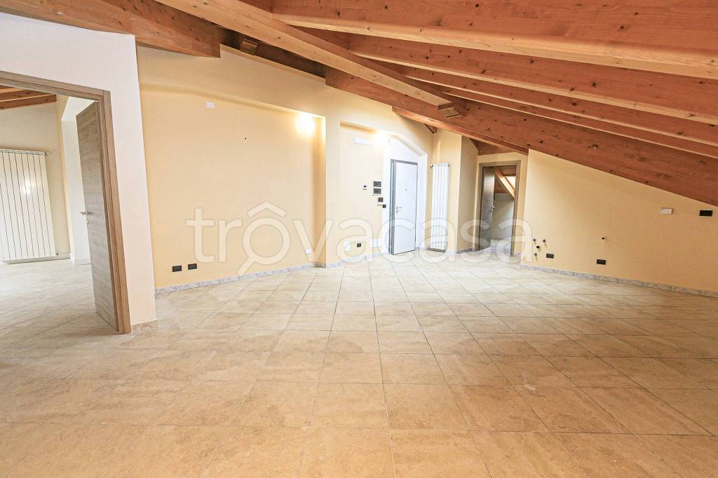 appartamento in vendita a Serra Riccò in zona Pedemonte