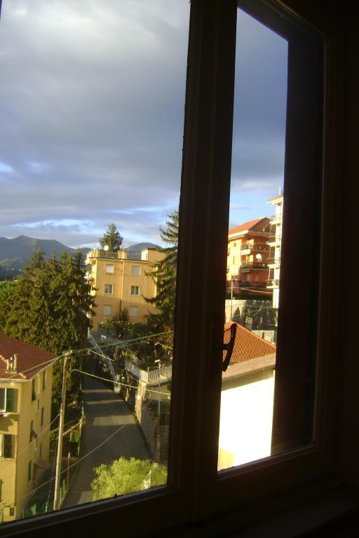 appartamento in vendita a Serra Riccò in zona Pedemonte