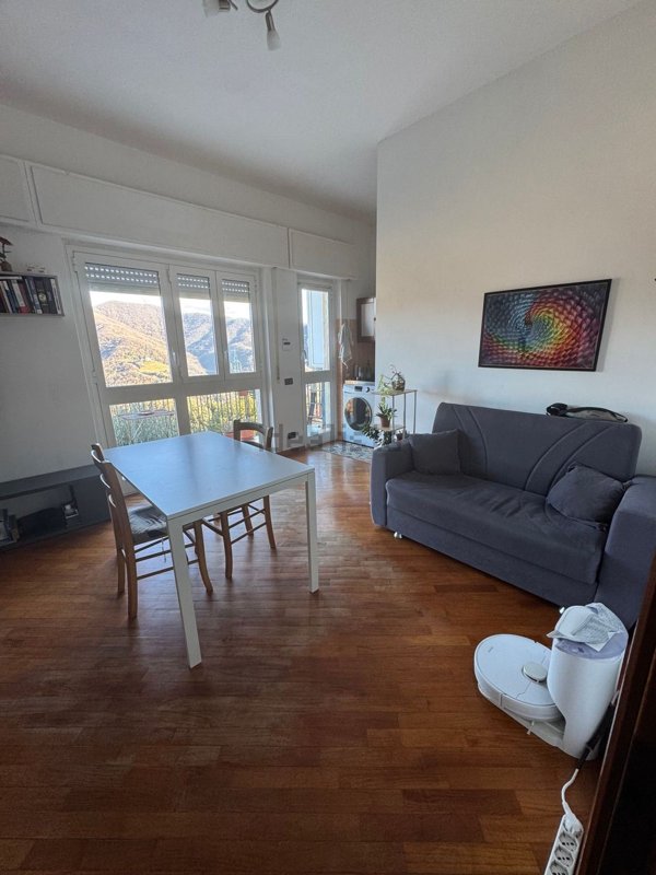 appartamento in vendita a Serra Riccò in zona Serra