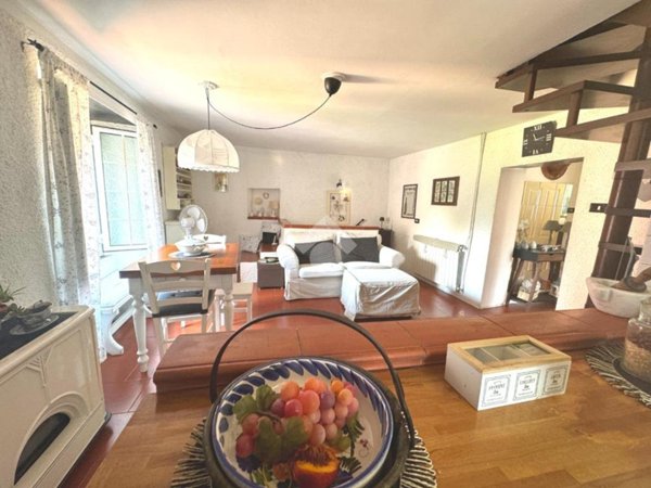 casa indipendente in vendita a Serra Riccò