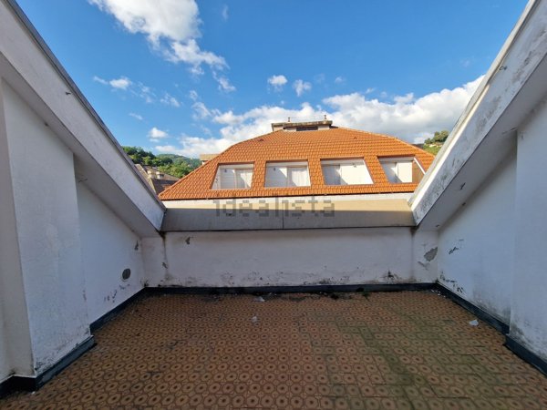 appartamento in vendita a Serra Riccò in zona Serra