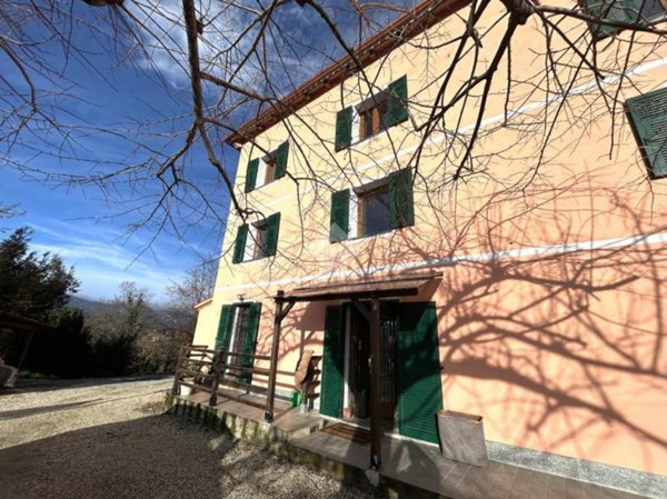 appartamento in vendita a Serra Riccò in zona San Cipriano