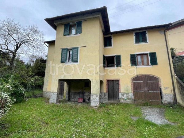 casa indipendente in vendita a Serra Riccò