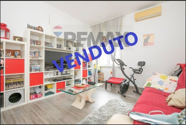 appartamento in vendita a Serra Riccò in zona San Cipriano