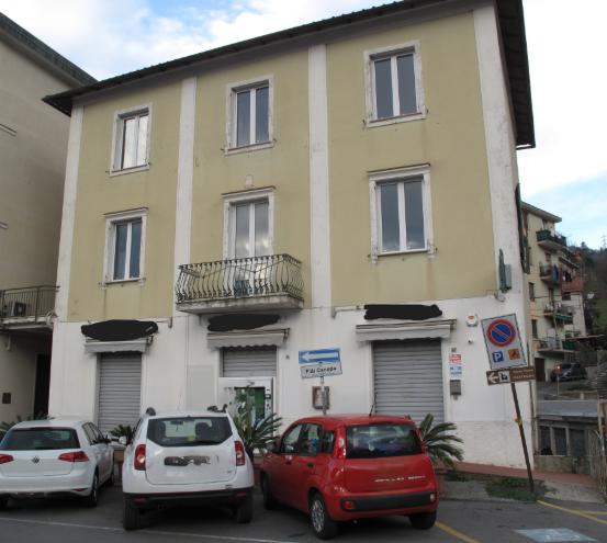 appartamento in vendita a Serra Riccò in zona Castagna