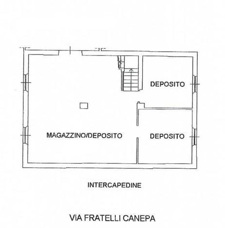 locale di sgombero in vendita a Serra Riccò in zona Serra