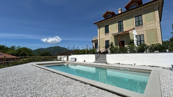 appartamento in vendita a Serra Riccò in zona Serra