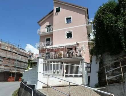 appartamento in vendita a Serra Riccò in zona Pedemonte