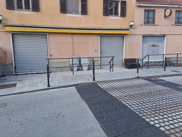negozio in vendita a Serra Riccò in zona Pedemonte