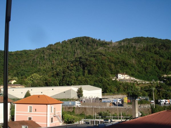 appartamento in vendita a Serra Riccò in zona Serra