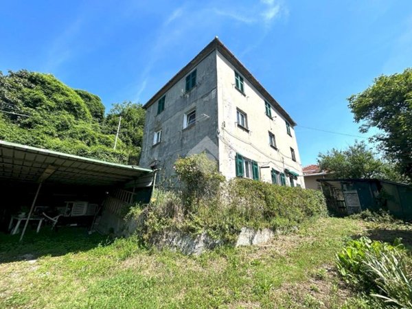 casa indipendente in vendita a Serra Riccò in zona Pedemonte