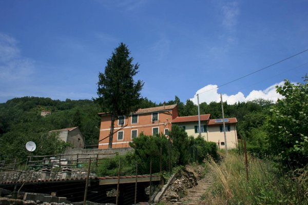 casa indipendente in vendita a Serra Riccò