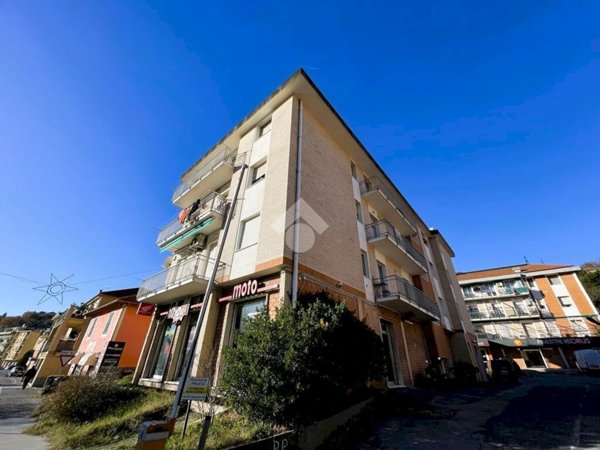 appartamento in vendita a Serra Riccò in zona Castagna