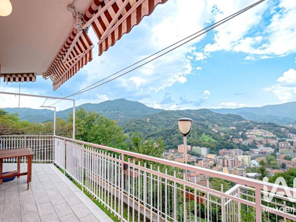 appartamento in vendita a Serra Riccò in zona San Cipriano