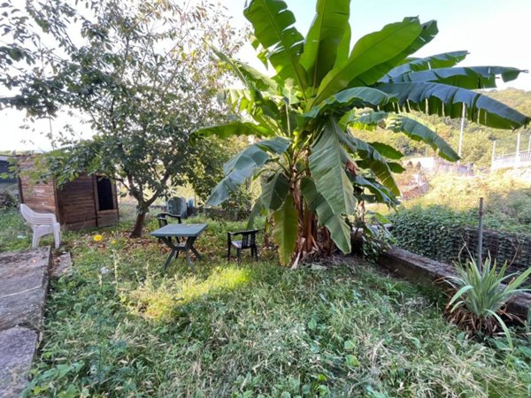 casa indipendente in vendita a Serra Riccò in zona Prelo