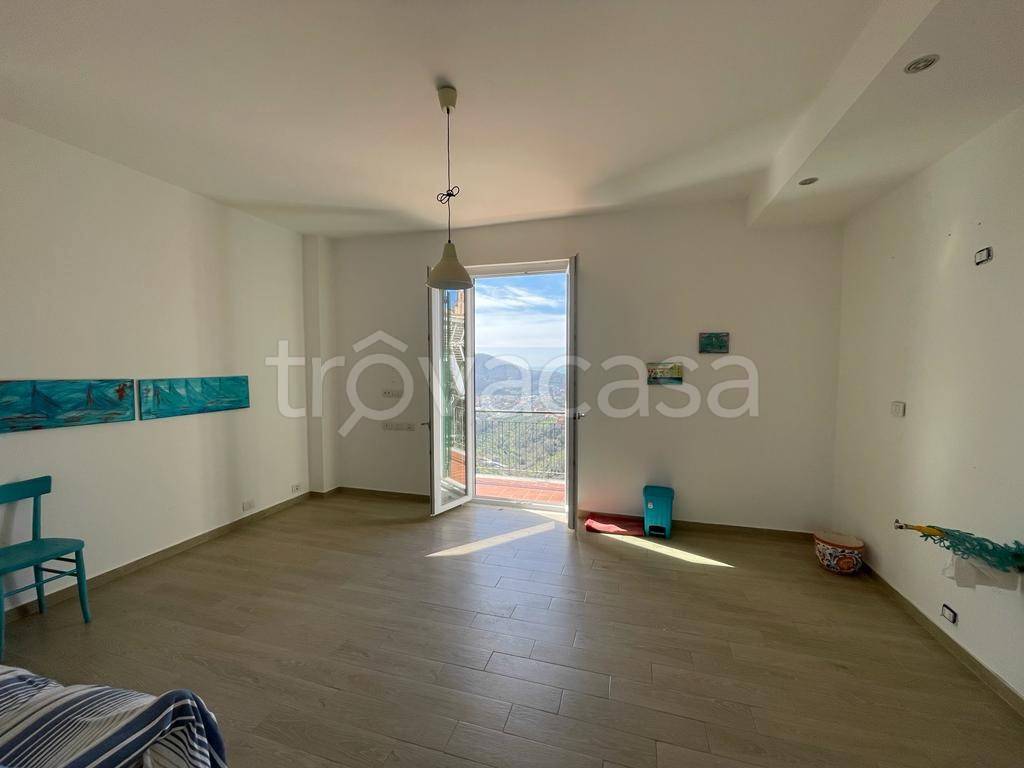 appartamento in vendita a Sestri Levante in zona San Bernardo