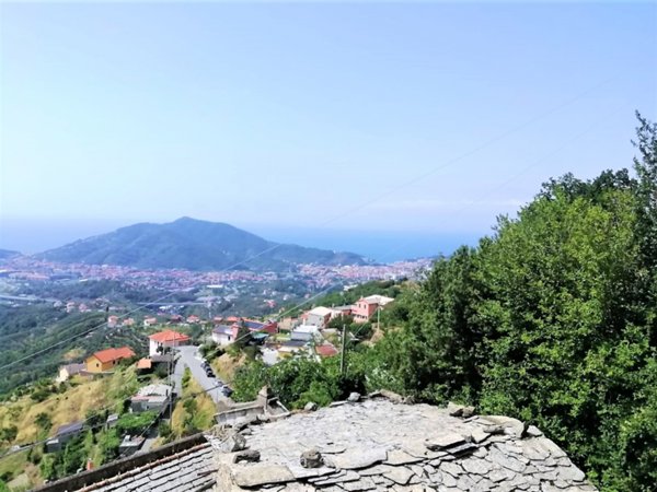 appartamento in vendita a Sestri Levante in zona San Bernardo