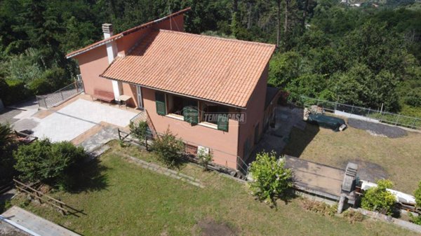 appartamento in vendita a Sestri Levante in zona Tassani