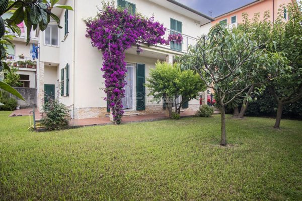 casa indipendente in vendita a Sestri Levante