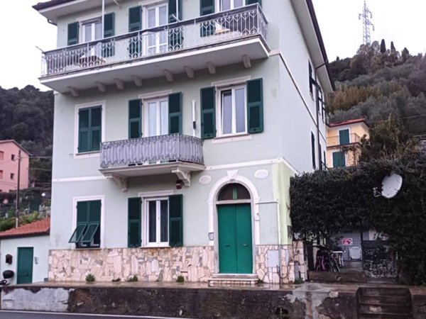 appartamento in vendita a Sestri Levante in zona Riva Trigoso