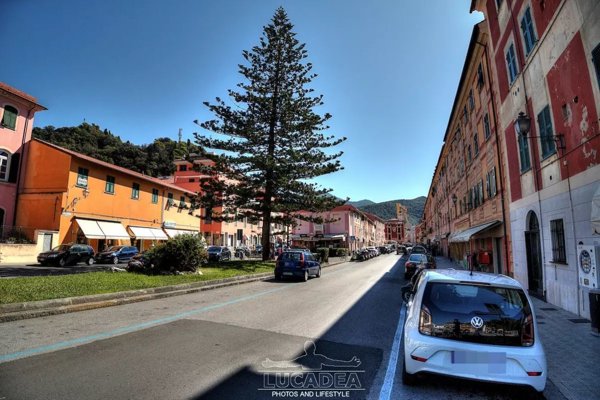 locale commerciale in vendita a Sestri Levante in zona Riva Trigoso