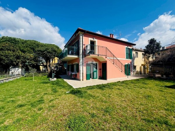 quadrivano in vendita a Sestri Levante