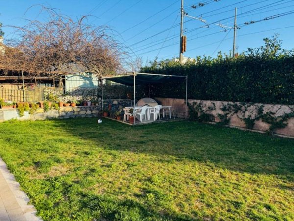 quadrivano in vendita a Sestri Levante