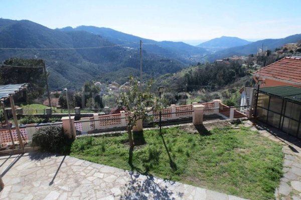 casa indipendente in vendita a Sestri Levante