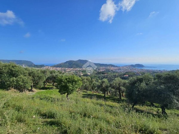 terreno agricolo in vendita a Sestri Levante