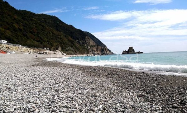 appartamento in vendita a Sestri Levante in zona Riva Trigoso