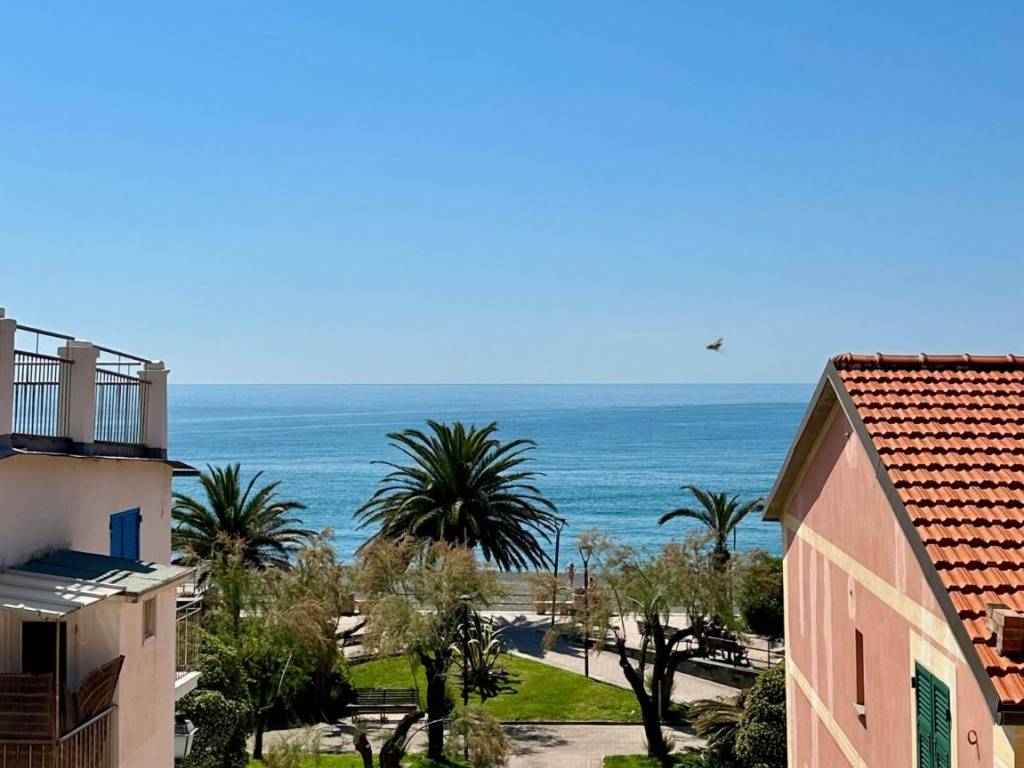 appartamento in vendita a Sestri Levante in zona Riva Trigoso