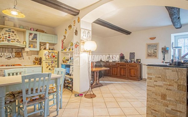appartamento in vendita a Sestri Levante in zona Santa Vittoria di Libiola