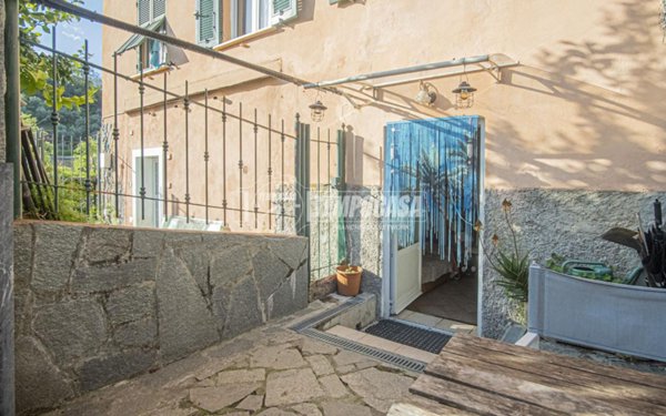 appartamento in vendita a Sestri Levante in zona Santa Vittoria di Libiola