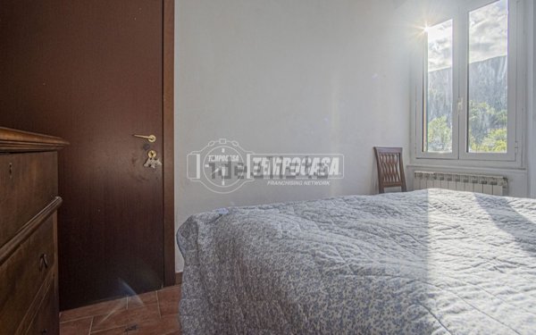 appartamento in vendita a Sestri Levante in zona Santa Vittoria di Libiola