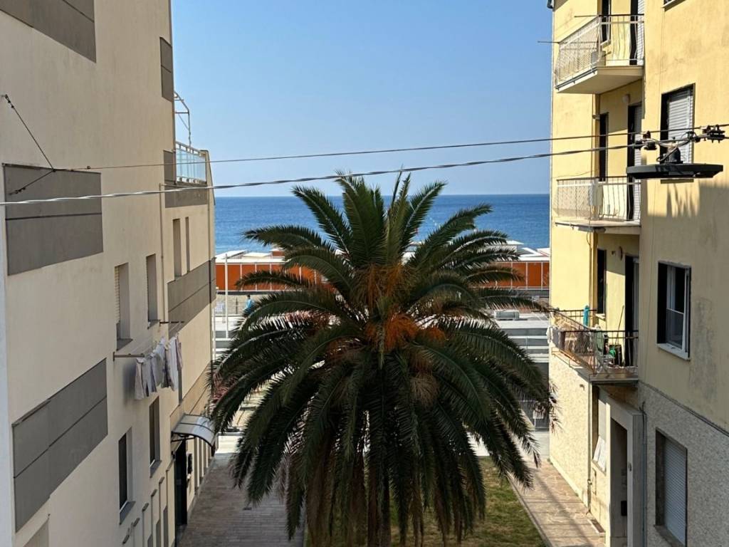 appartamento in vendita a Sestri Levante in zona Riva Trigoso