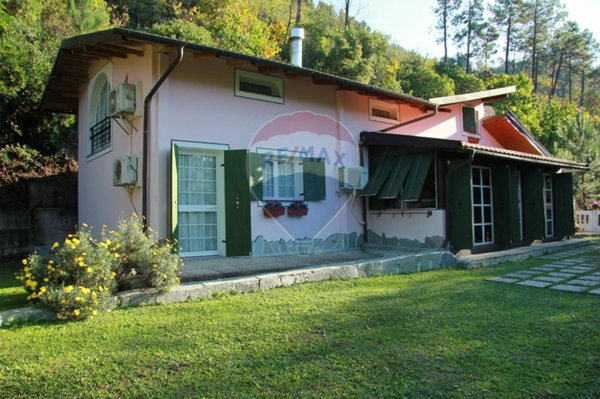 casa indipendente in vendita a Sestri Levante in zona Villa Libiola