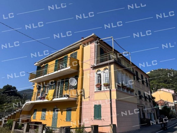 appartamento in vendita a Sestri Levante in zona Santa Vittoria di Libiola