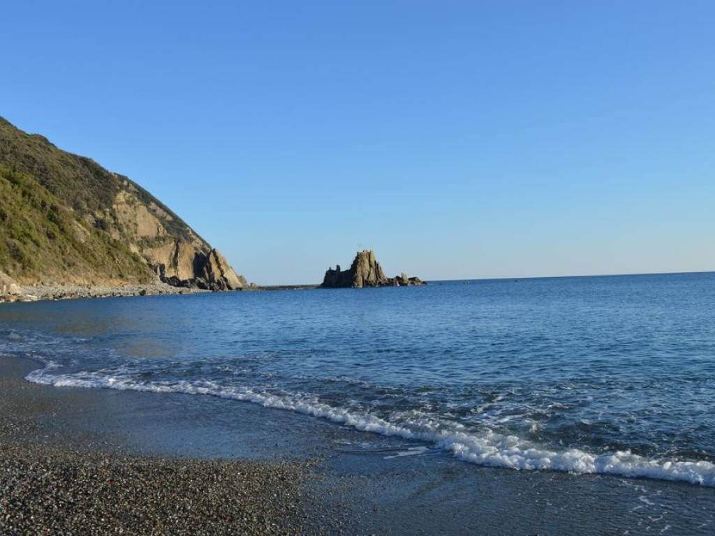 appartamento in vendita a Sestri Levante in zona Riva Trigoso