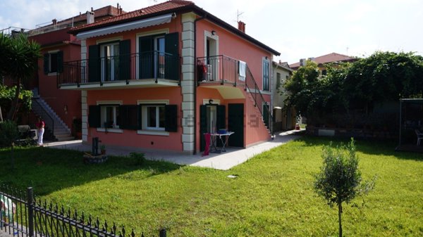 appartamento in vendita a Sestri Levante