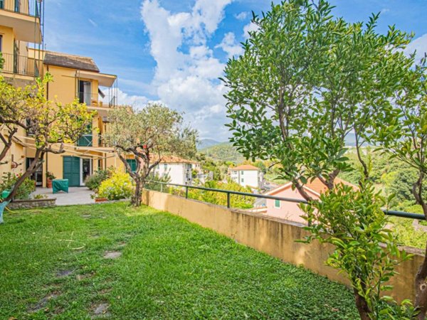 appartamento in vendita a Sestri Levante in zona Riva Trigoso