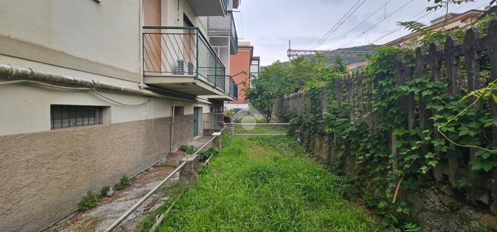 locale di sgombero in vendita a Sestri Levante